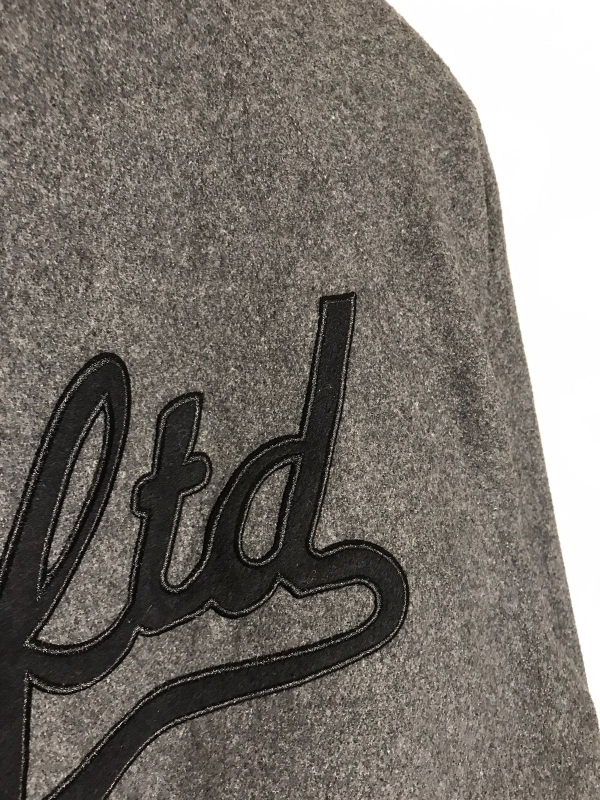 Undefeated UNDEFEATED Gray Wool Varsity Bomber Jacket Size US M / EU 48-50 / 2 - 10 Thumbnail