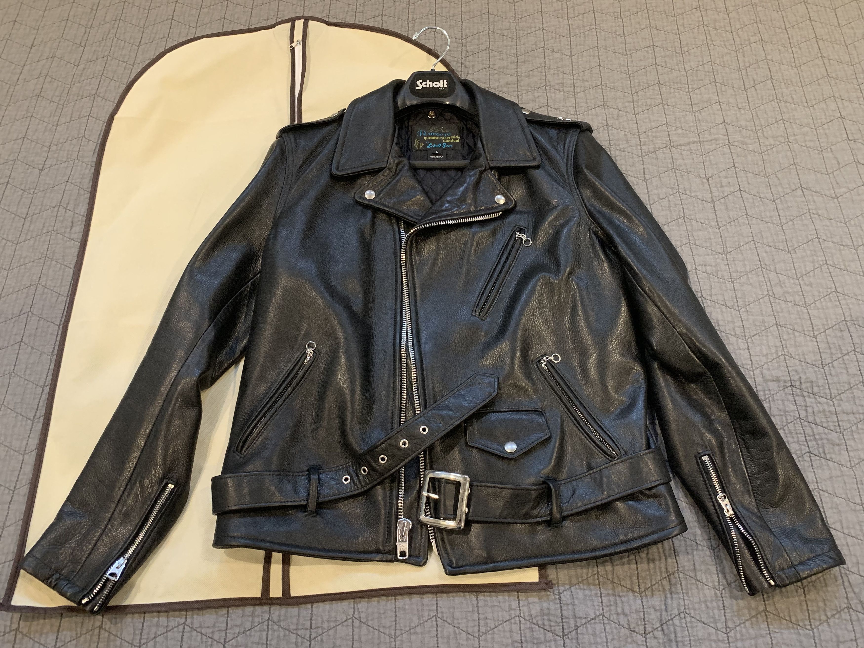 Men's Schott 519 Perfecto Waxy Pebbled Leather Jacket Sz. L