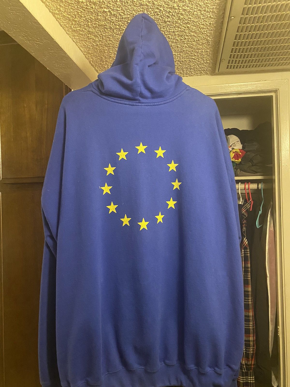 Vetements euro clearance hoodie