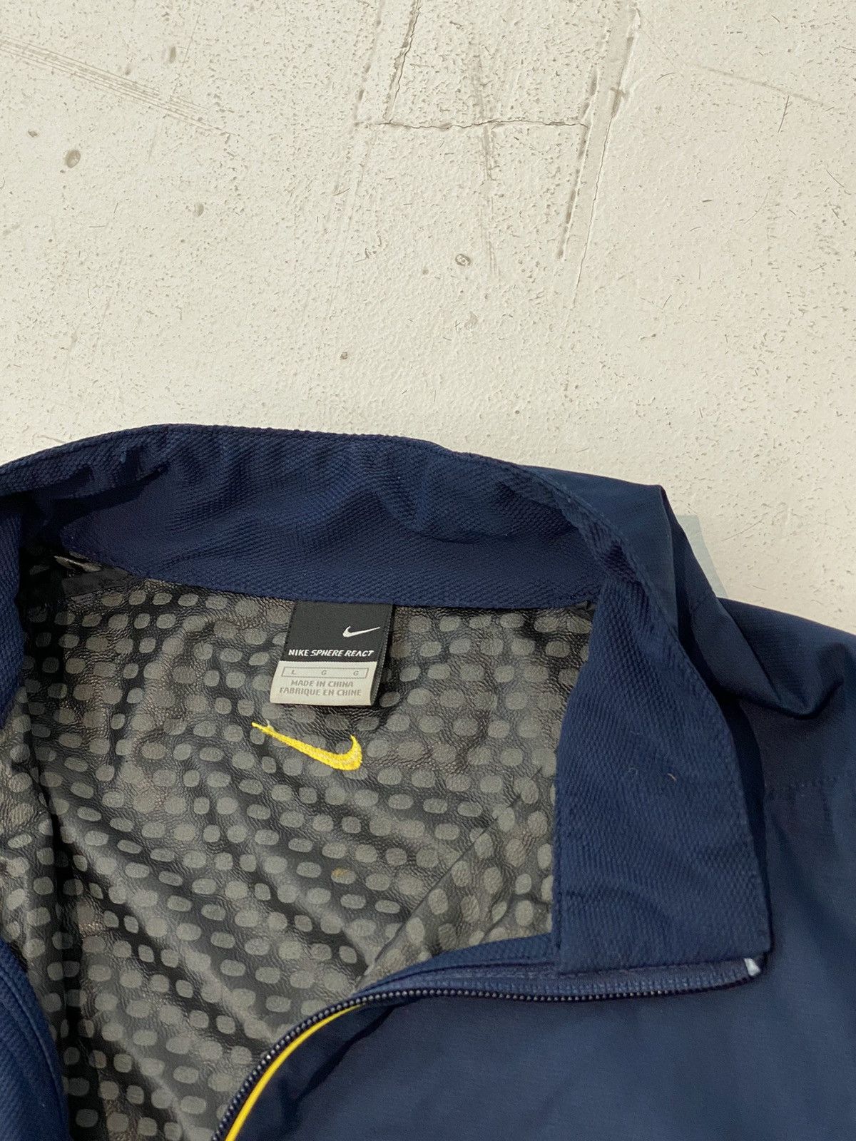 Nike × Vintage Nike Vintage Sphere Jacket Size US L / EU 52-54 / 3 - 4 Thumbnail