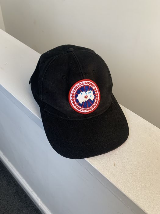 Canada Goose Canada Goose Black Hat Size ONE SIZE - 1 Preview