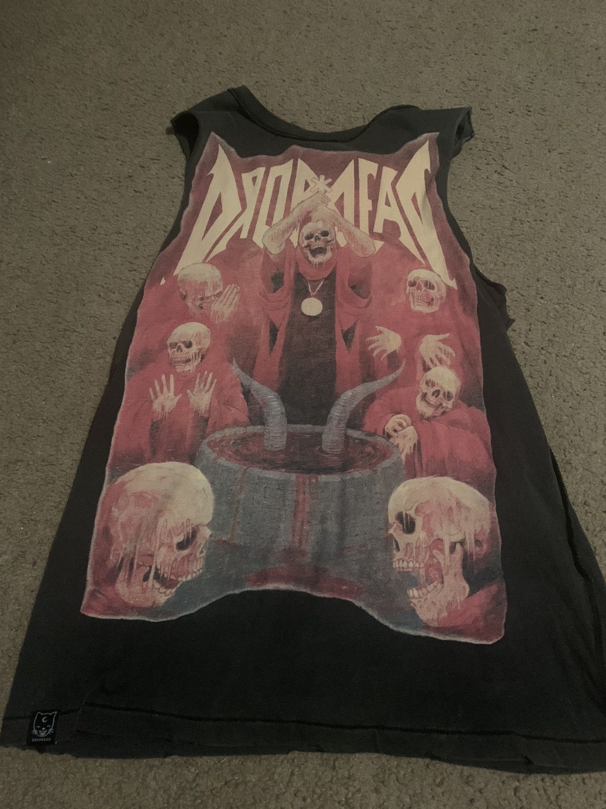 口コミ・レビューで人気商品を探そう Drop Dead Clothing Drop dead bask in blood Tanktop | Grailed トップス