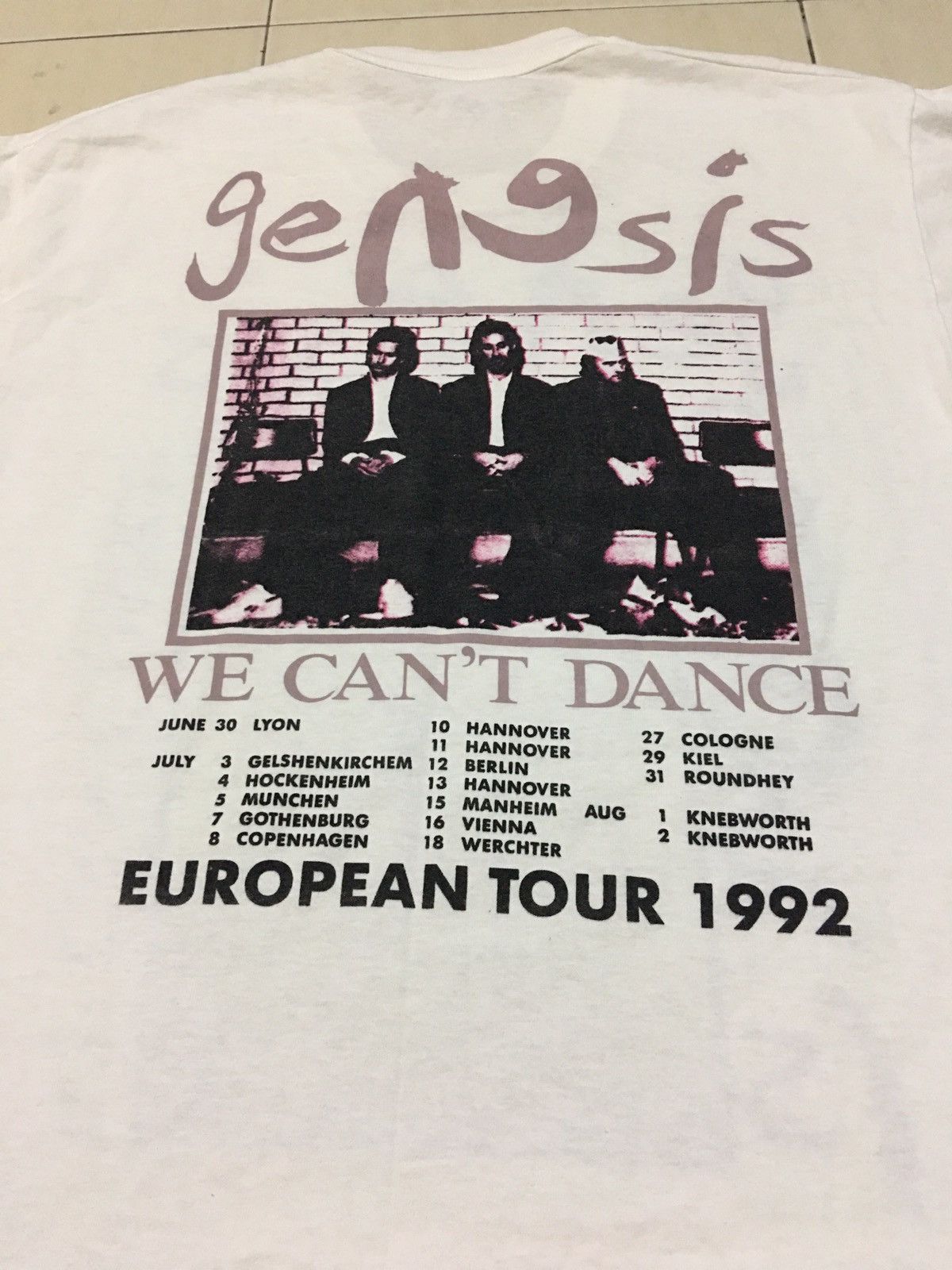 Band Tees × Vintage Vintage Genesis we cant dance European Tour 1992 band Shirt Size US L / EU 52-54 / 3 - 11 Thumbnail