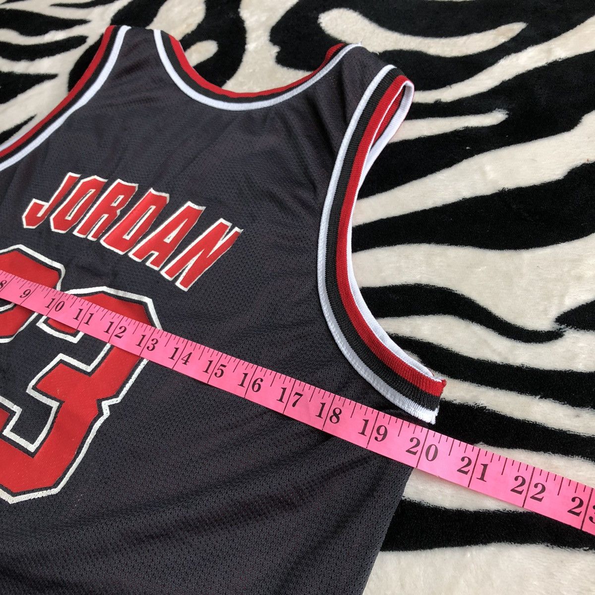 Champion Vintage 90s Reversible Michael Jordan Bulls Champion jersey Size US XS / EU 42 / 0 - 10 Thumbnail