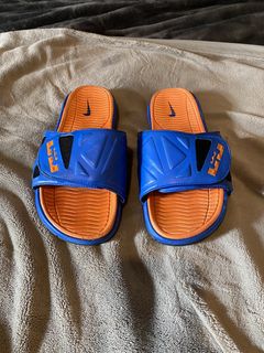 Lebron slippers outlet