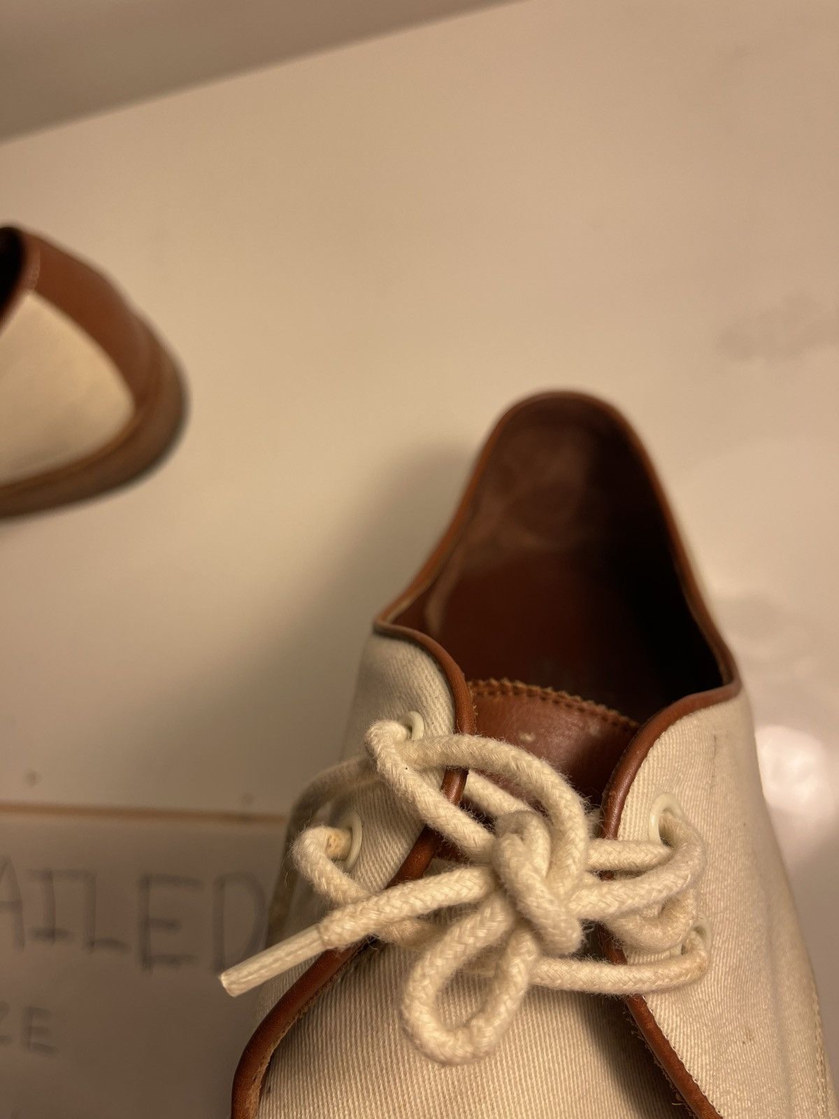 Salvatore Ferragamo Ferragamo Cream Canvas and Leather Shoe Size US 10.5 / EU 43-44 - 8 Thumbnail