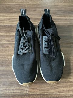 Nmd r1 primeknit hot sale black gum