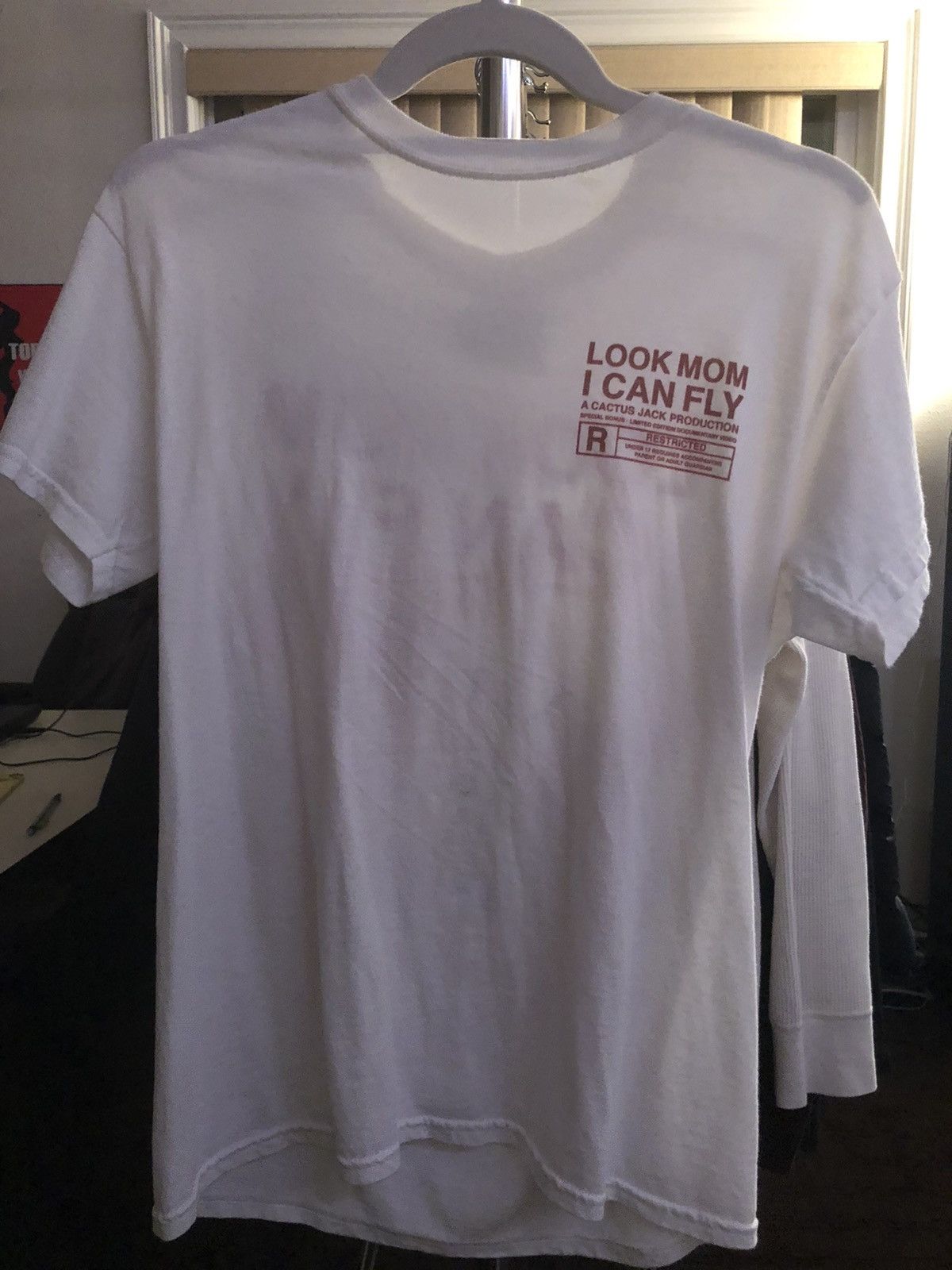 Travis Scott Look Mom I Can Fly Documentary Merch Tee Size US S / EU 44-46 / 1 - 1 Thumbnail