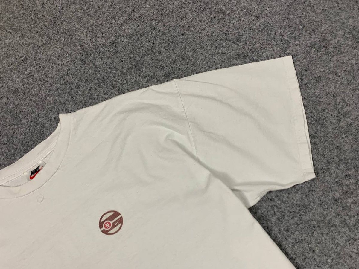 Nike Nike vintage Big Logo T-Shirts Size US XL / EU 56 / 4 - 3 Thumbnail