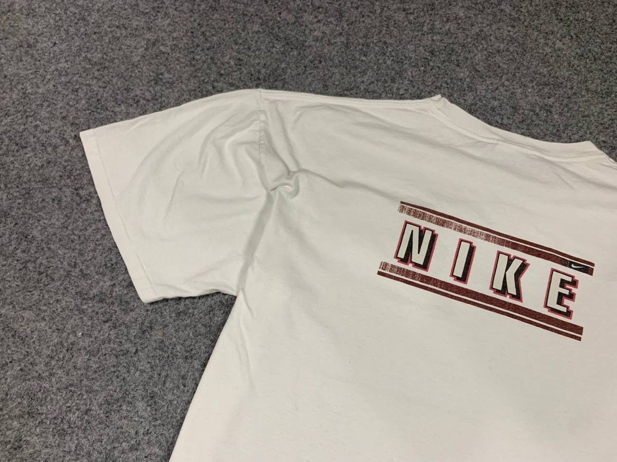 Nike Nike vintage Big Logo T-Shirts Size US XL / EU 56 / 4 - 14 Thumbnail