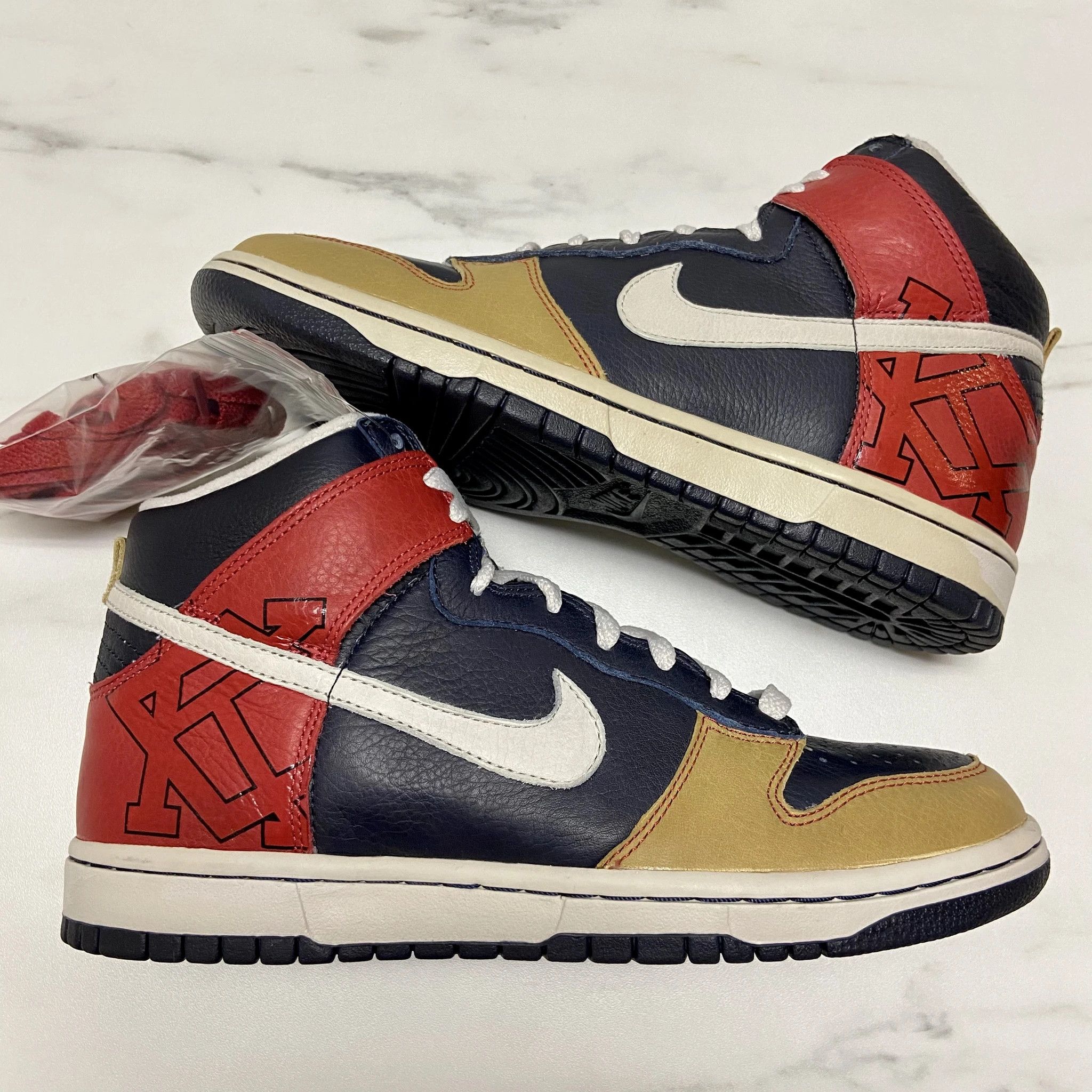 Nike 2007 Nike Dunk High UTT Barnstormers Untold Truth SB Size US 8 / EU 41 - 6 Thumbnail