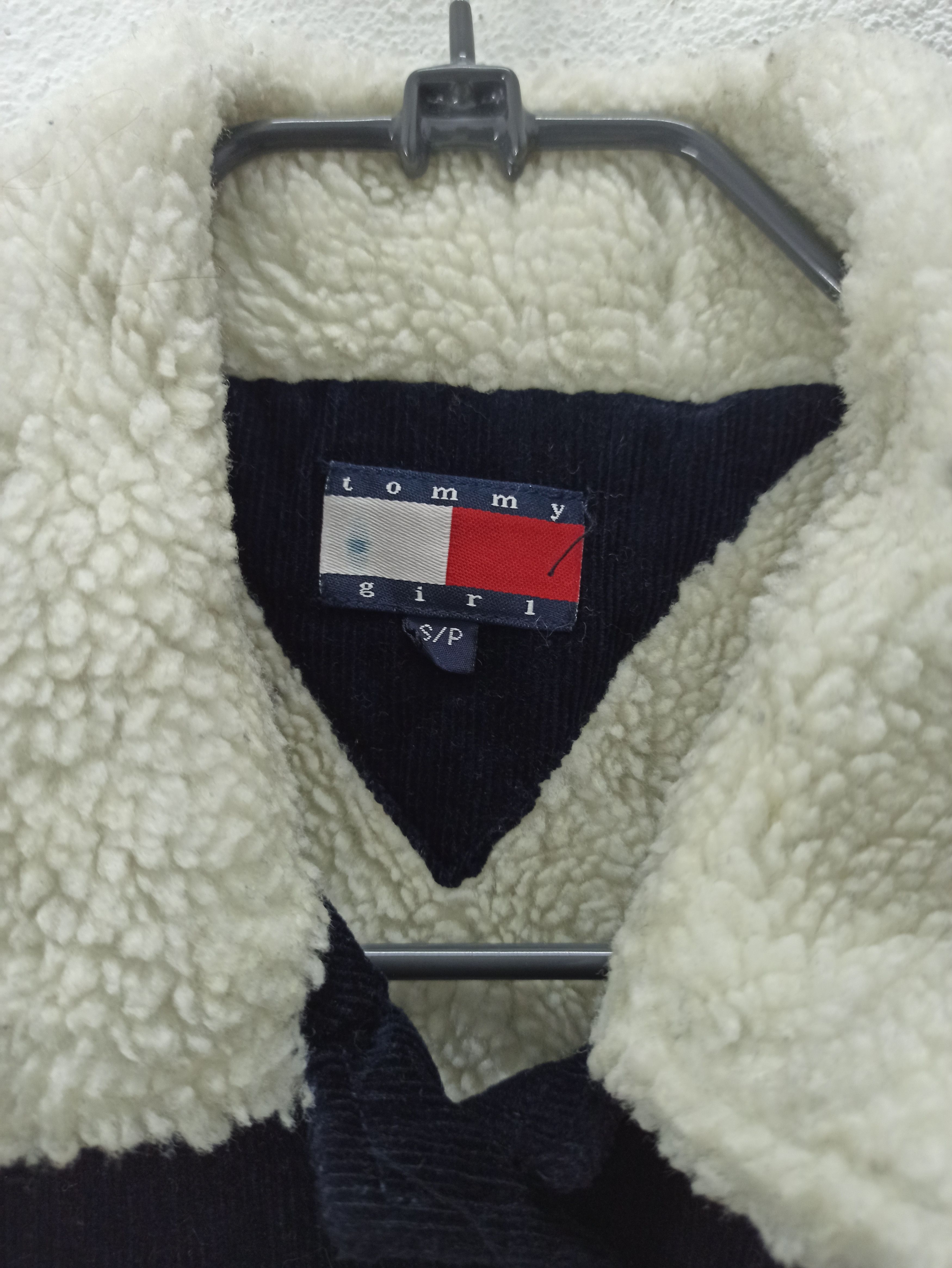 Tommy Hilfiger × Vintage Vintage Trucker Corduroy Sherpa Jacket Tommy Hillfiger Size US S / EU 44-46 / 1 - 8 Thumbnail