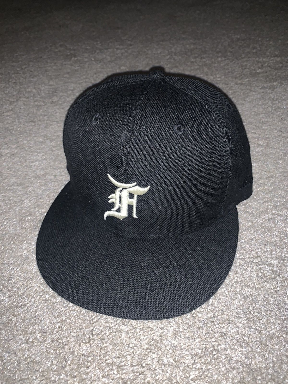 FEAR OF GOD Essentials Fitted Black Size 7 1/8