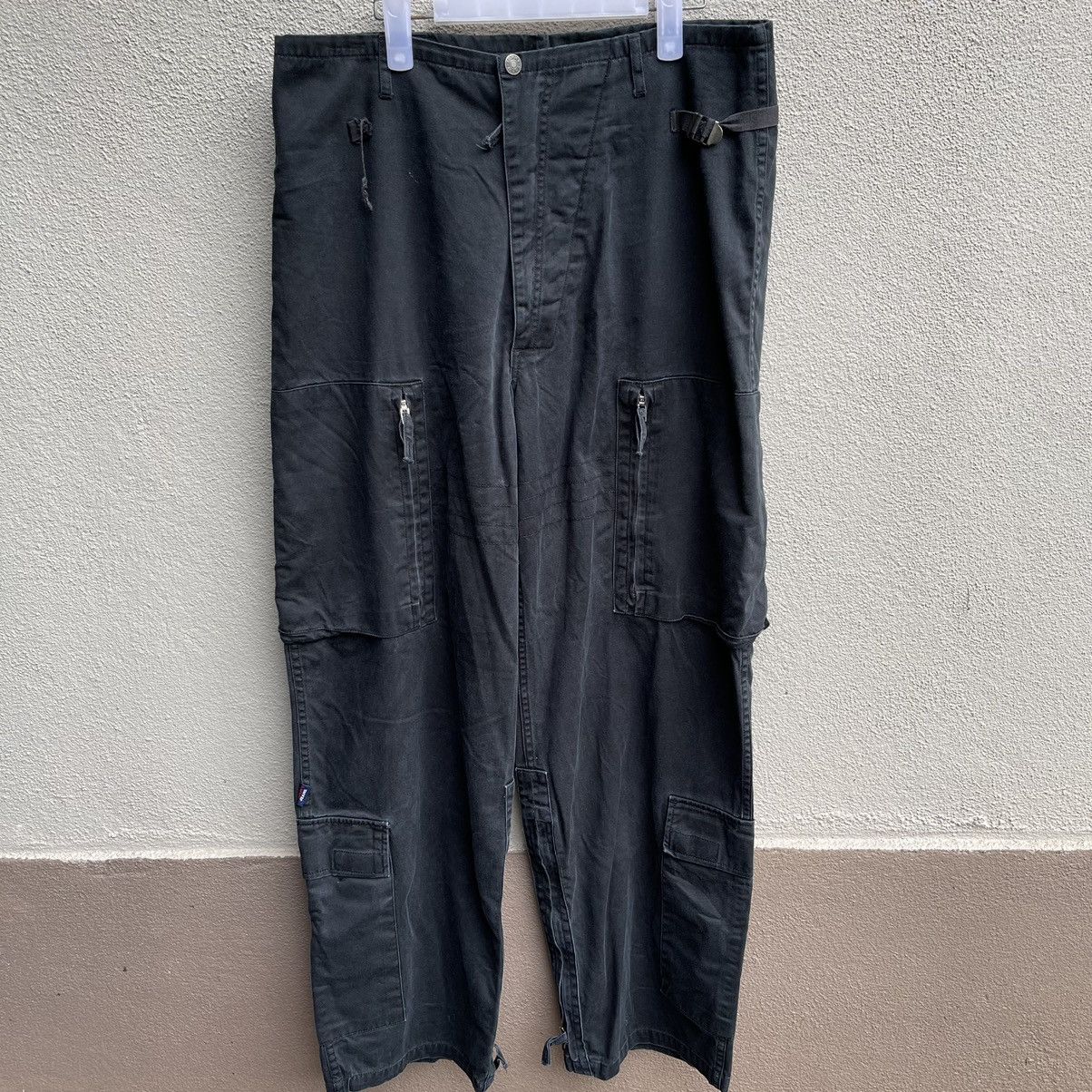 Tommy Hilfiger TOMMY HILFIGER cargo pants multi pocket rare design tactical Size US 34 / EU 50 - 1 Thumbnail