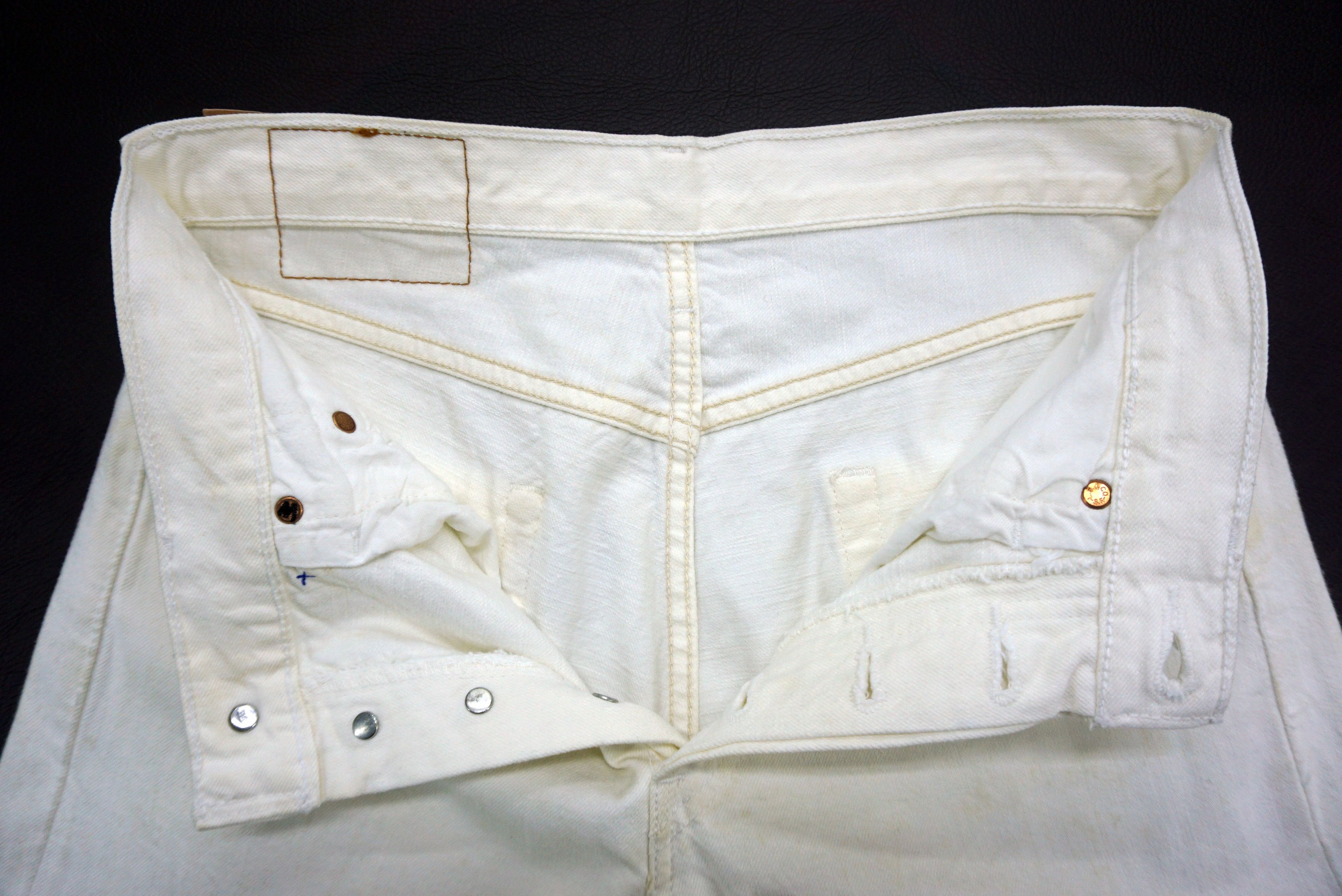 Levi's × Levi's Vintage Clothing Levis 501 Vintage 90s White Jeans Size US 29 - 6 Thumbnail