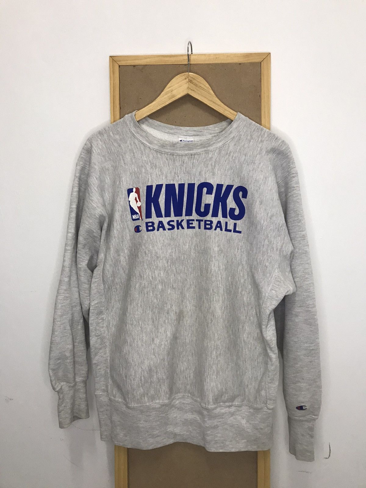 Vintage knicks 2025 sweatshirt champion