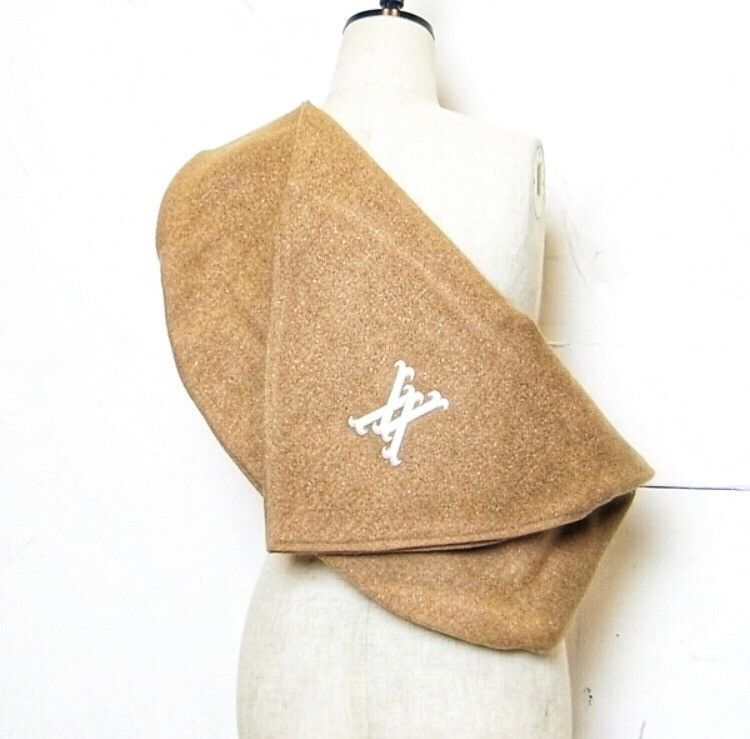 Alexander Lee Chang Postman-Fu Bag ..Wool Materials!! Size ONE SIZE - 9 Thumbnail