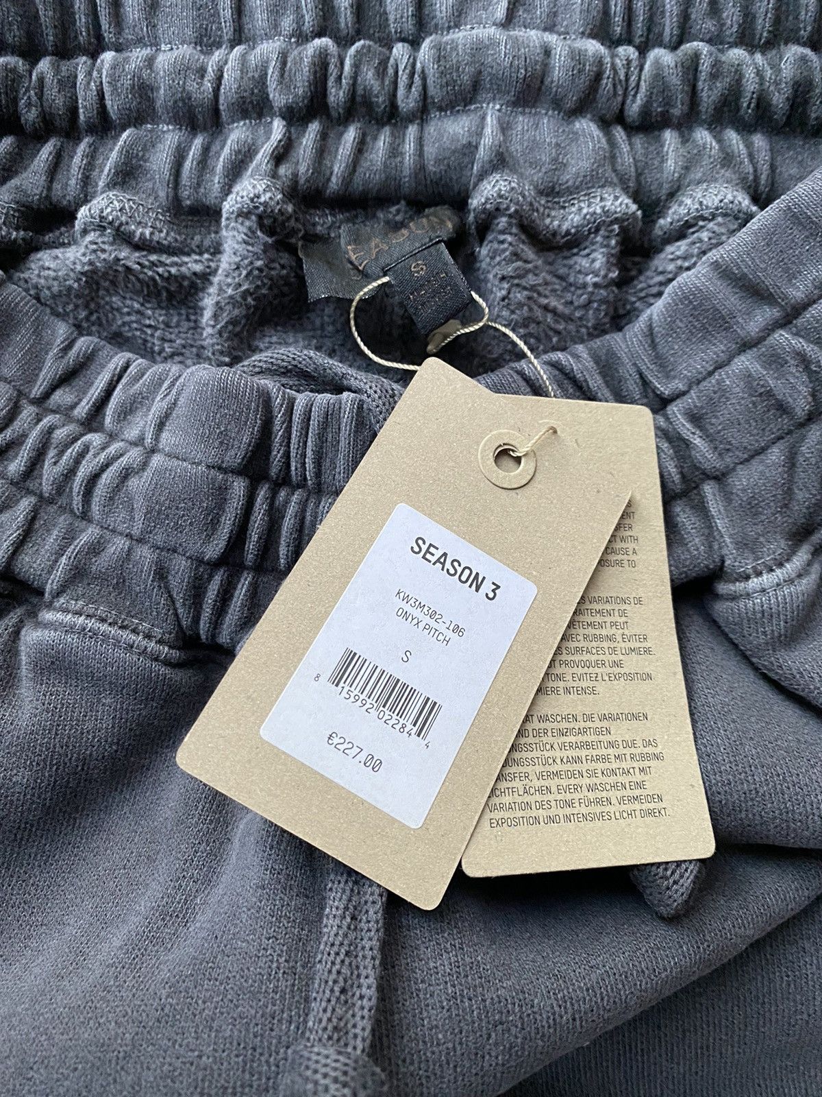 Yeezy Season Yeezy Season 3 Faded Sweatpants Onyx Pitch Yeezy Season Yeezy Season 3 Faded Sweatpants Onyx Pitch