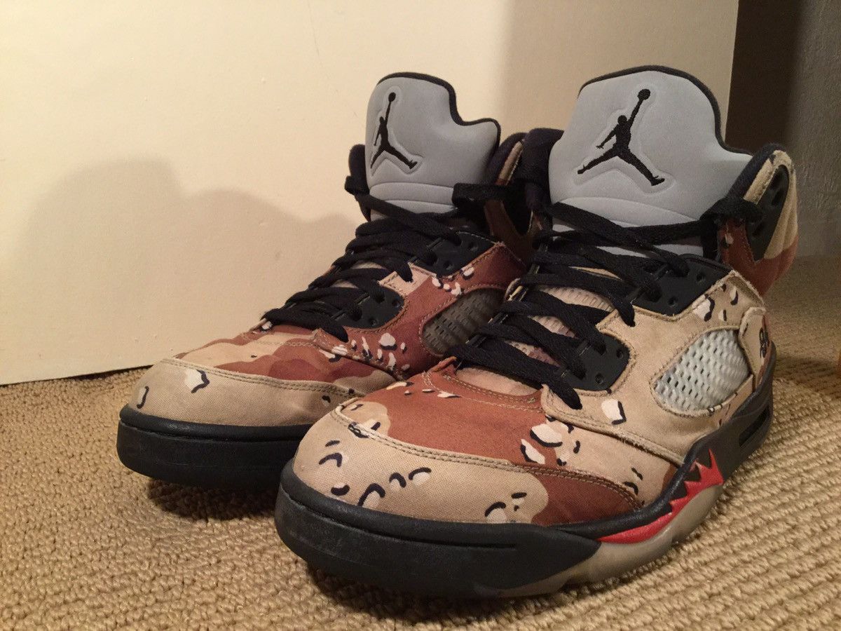 Jordan Brand × Supreme Supreme Desert Camo Jordan 5s Size US 11.5 / EU 44-45 - 2 Thumbnail