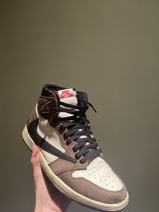 Travis Scott x Air Jordan 1 Retro High OG 'Mocha