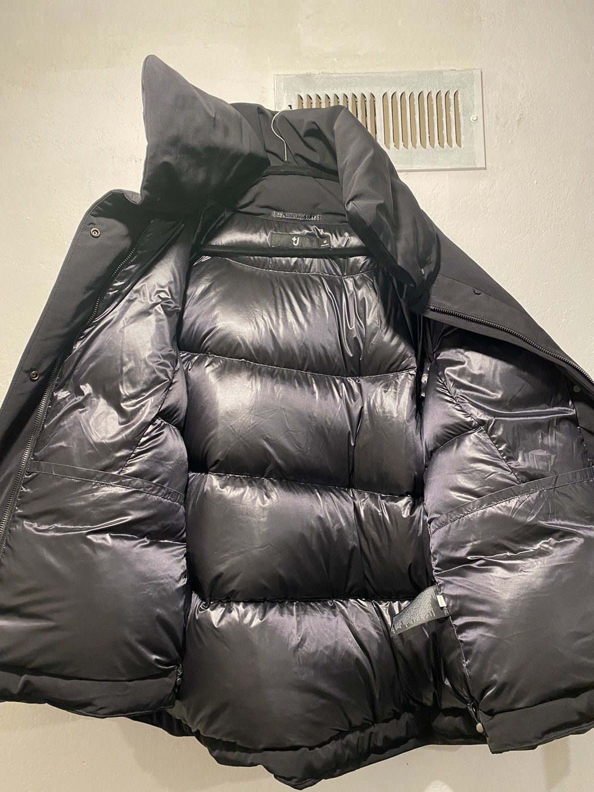 Jil Sander × Uniqlo WOMEN +J HYBRID DOWN JACKET Size US M / EU 48-50 / 2 - 8 Thumbnail