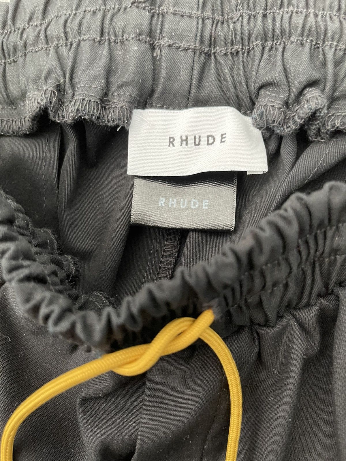 Rhude NEW MEDIUM 32 RHUDE zip away off black cargo pants Size US 32 / EU 48 - 2 Thumbnail
