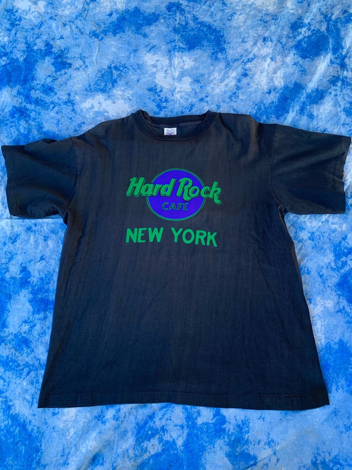 vintage-vintage-90s-hard-rock-cafe-new-york-t-shirt-grailed