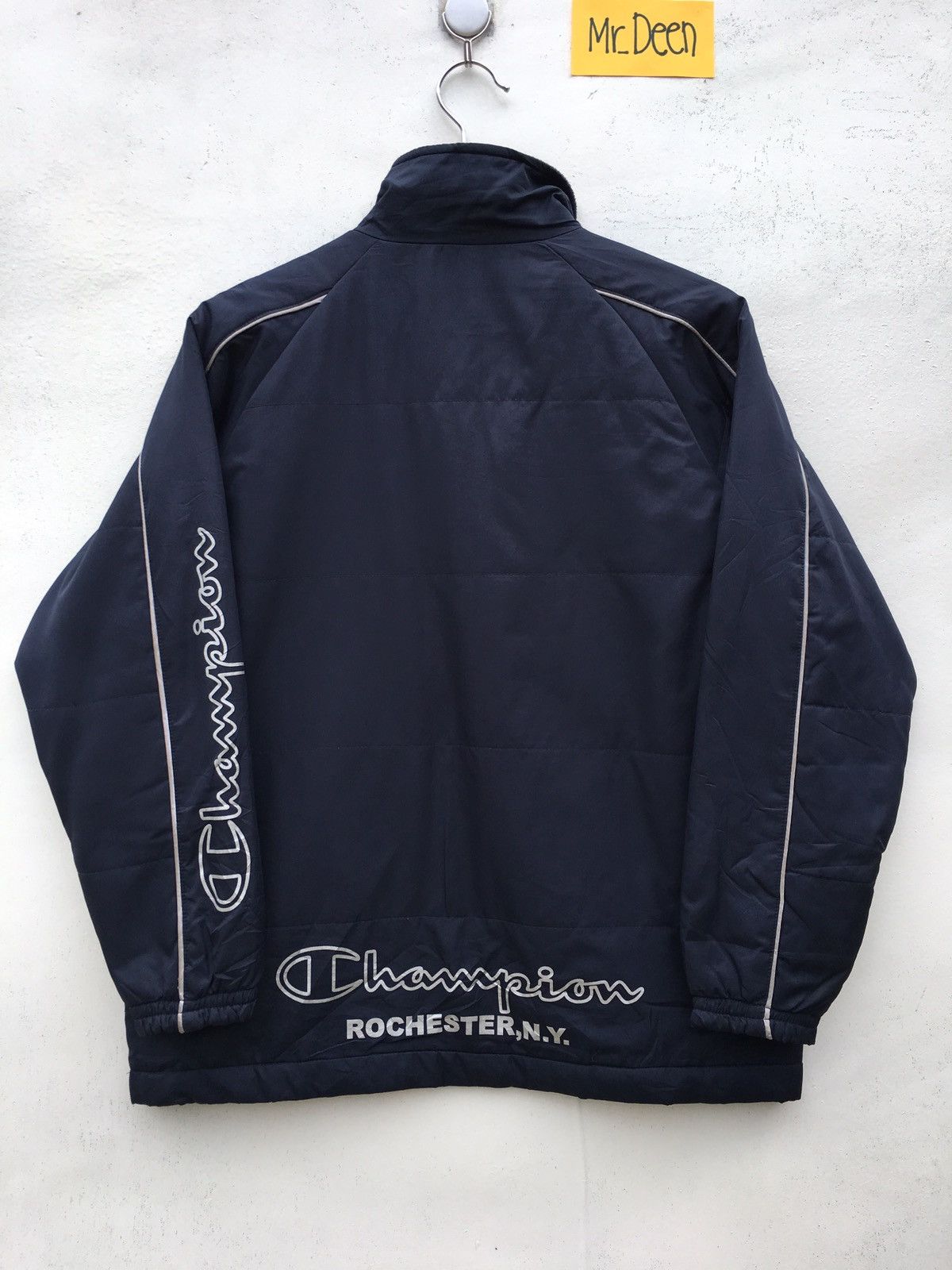 Champion Vintage Champion spell out big logo Light Jacket Size US M / EU 48-50 / 2 - 2 Thumbnail