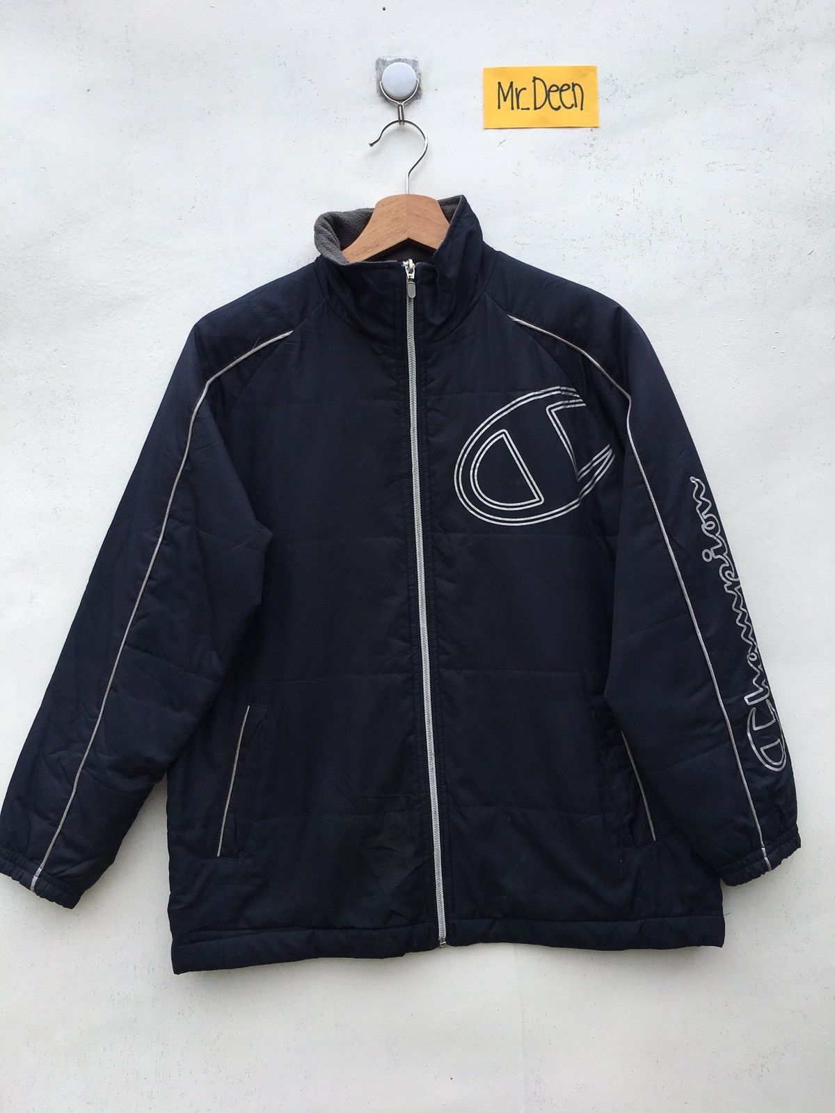 Champion Vintage Champion spell out big logo Light Jacket Size US M / EU 48-50 / 2 - 1 Thumbnail