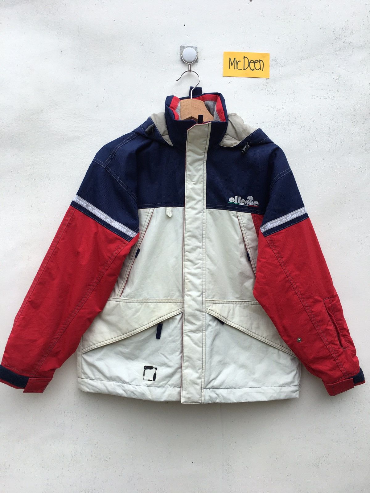 Vintage Ellesse Multicolor Spellout Winter Jacket
