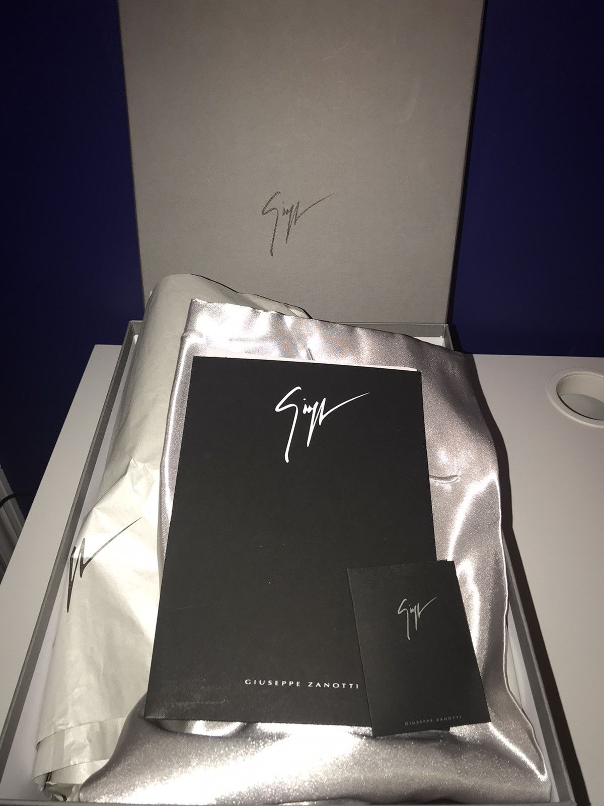 Giuseppe Zanotti Giuseppe Zanotti Frankie Size US 8 / EU 41 - 7 Thumbnail