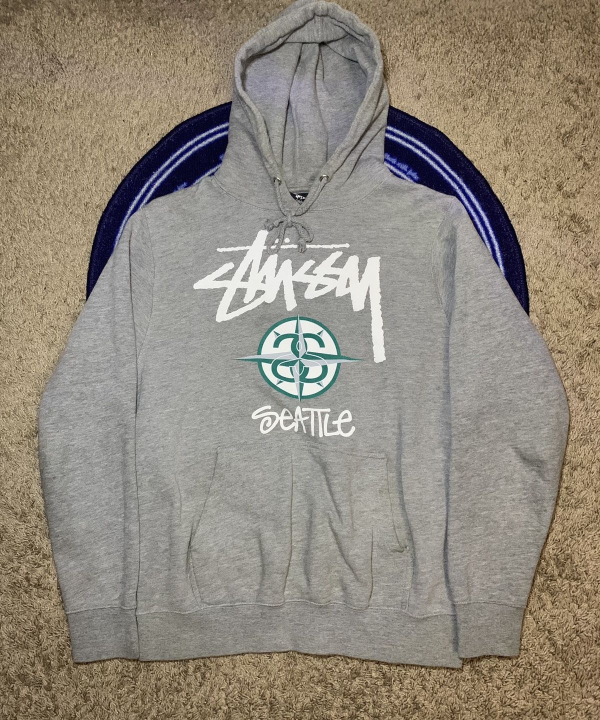 Vintage Vintage 2000s Stussy Seattle Pike Place Logo Hoodie Small