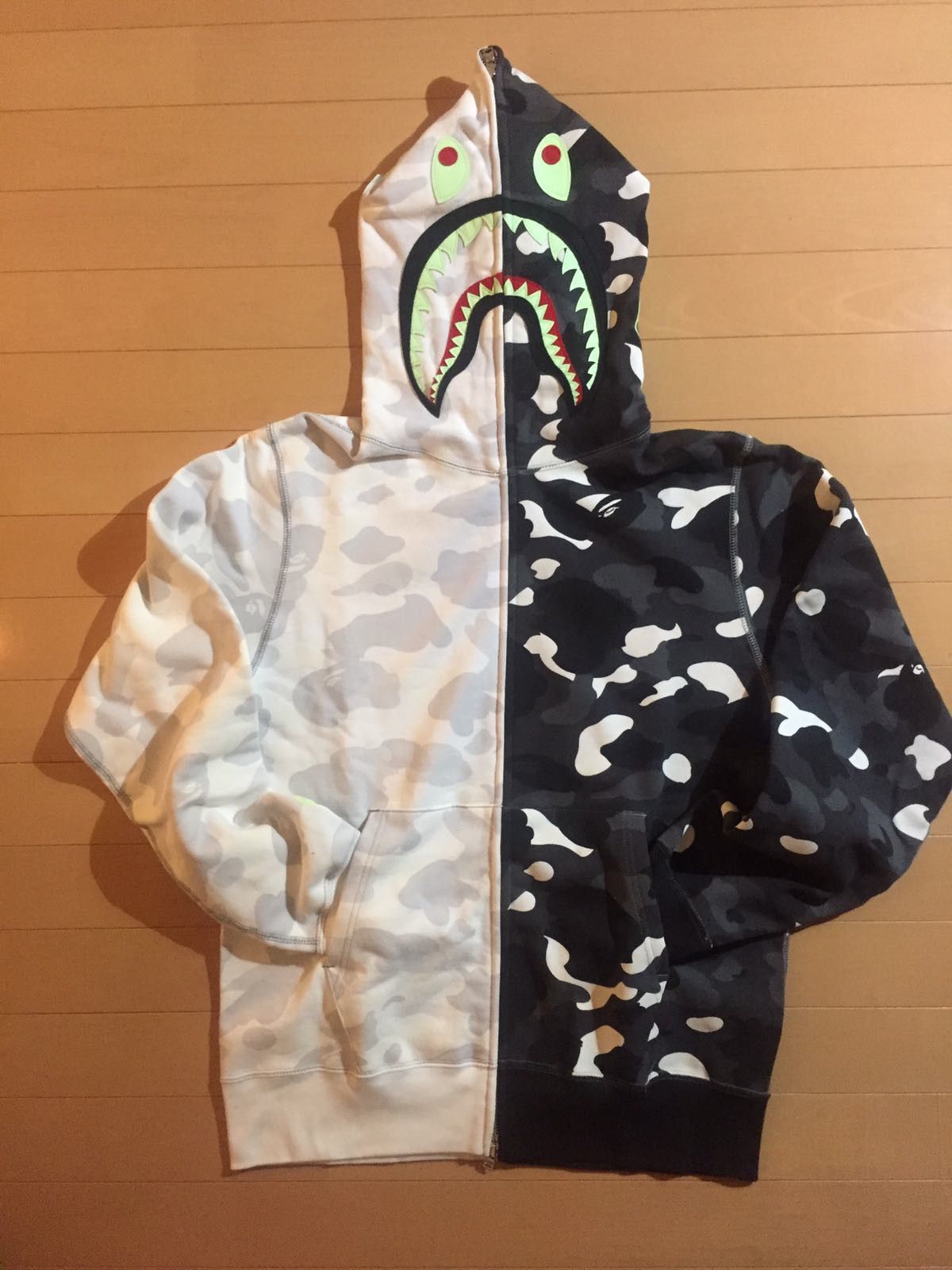 Bape City Camo Half Shark Full Zip Hoodie M Size US L / EU 52-54 / 3 - 1 Preview