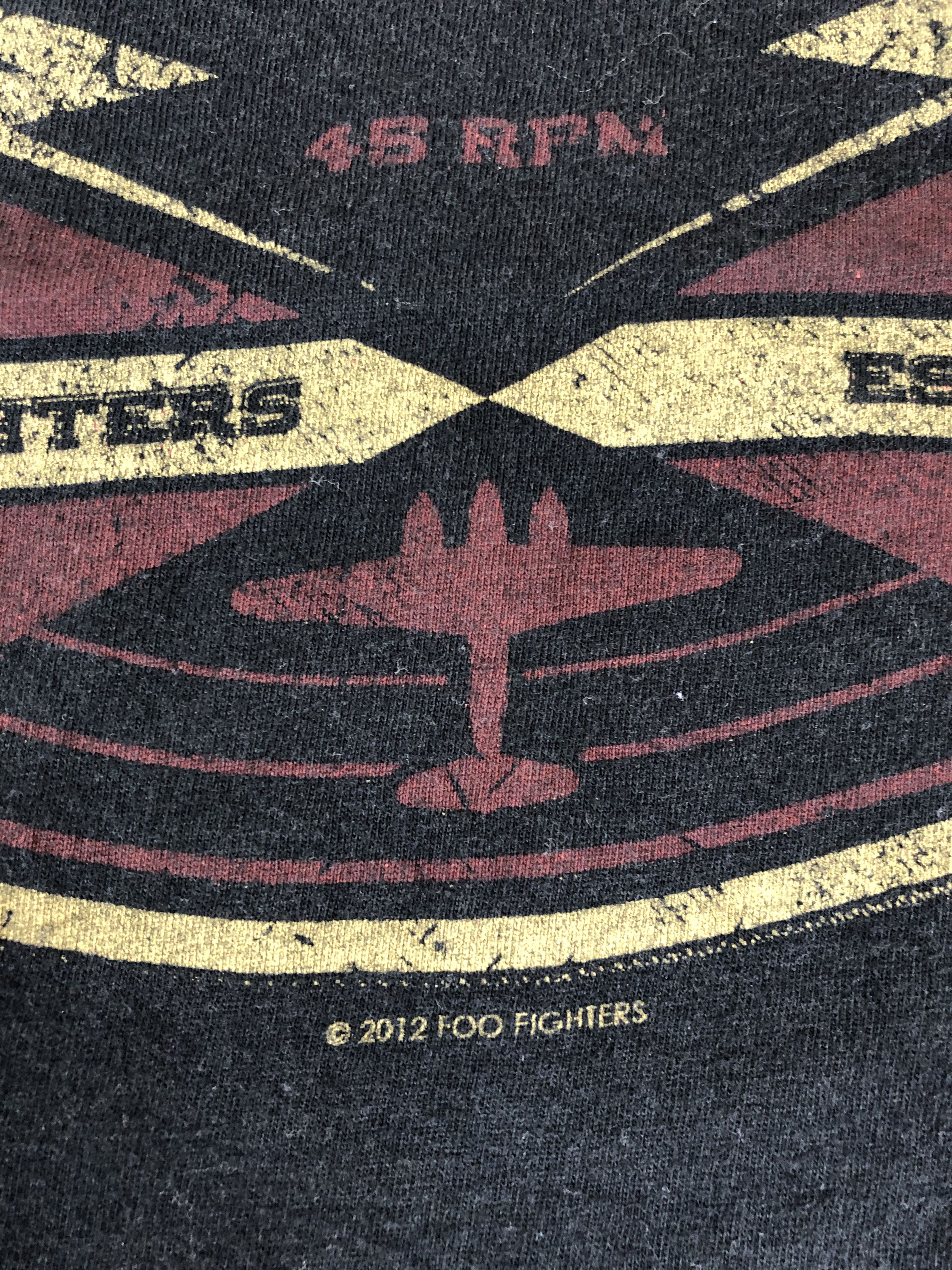 Band Tees Vintage 2012 Foo Fighters (Red Hot Chili Peppers Pearl Jam) Size US M / EU 48-50 / 2 - 4 Thumbnail