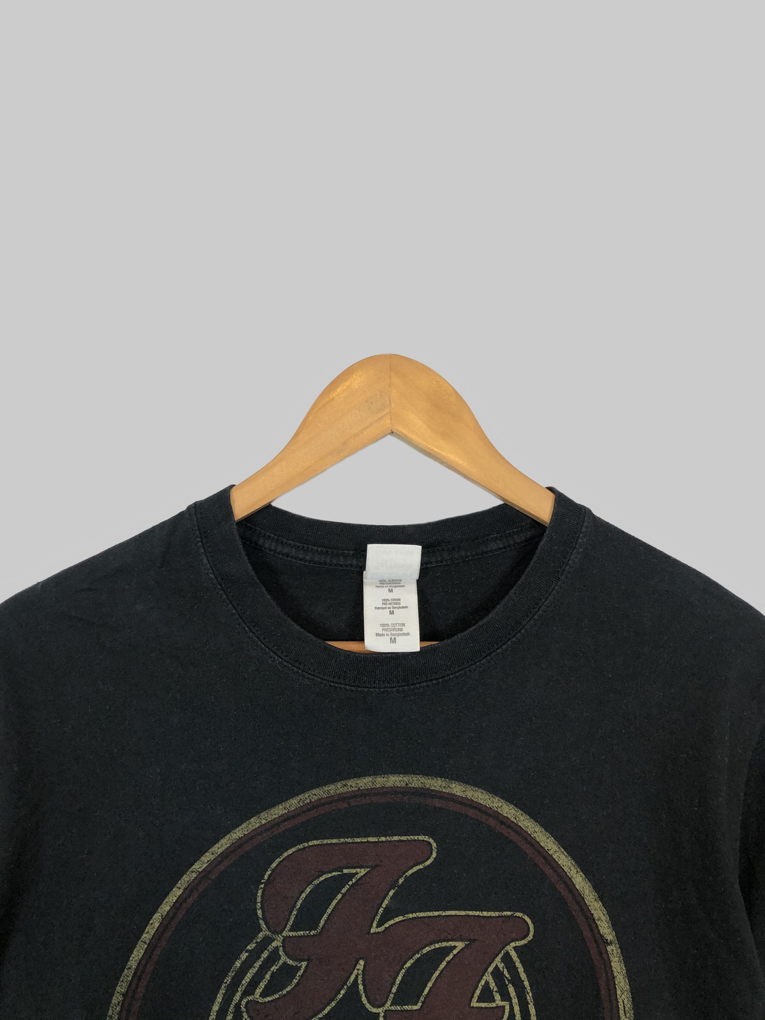 Band Tees Vintage 2012 Foo Fighters (Red Hot Chili Peppers Pearl Jam) Size US M / EU 48-50 / 2 - 2 Thumbnail