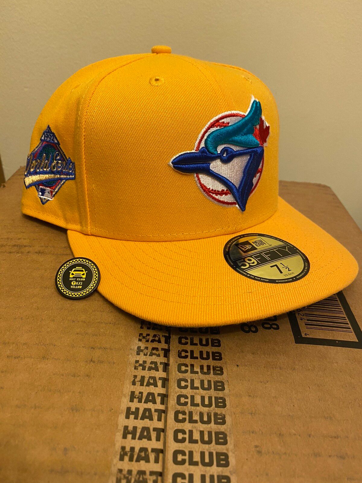 This Blue Jays cap by @baldysmaldy in collaboration with Hat Club