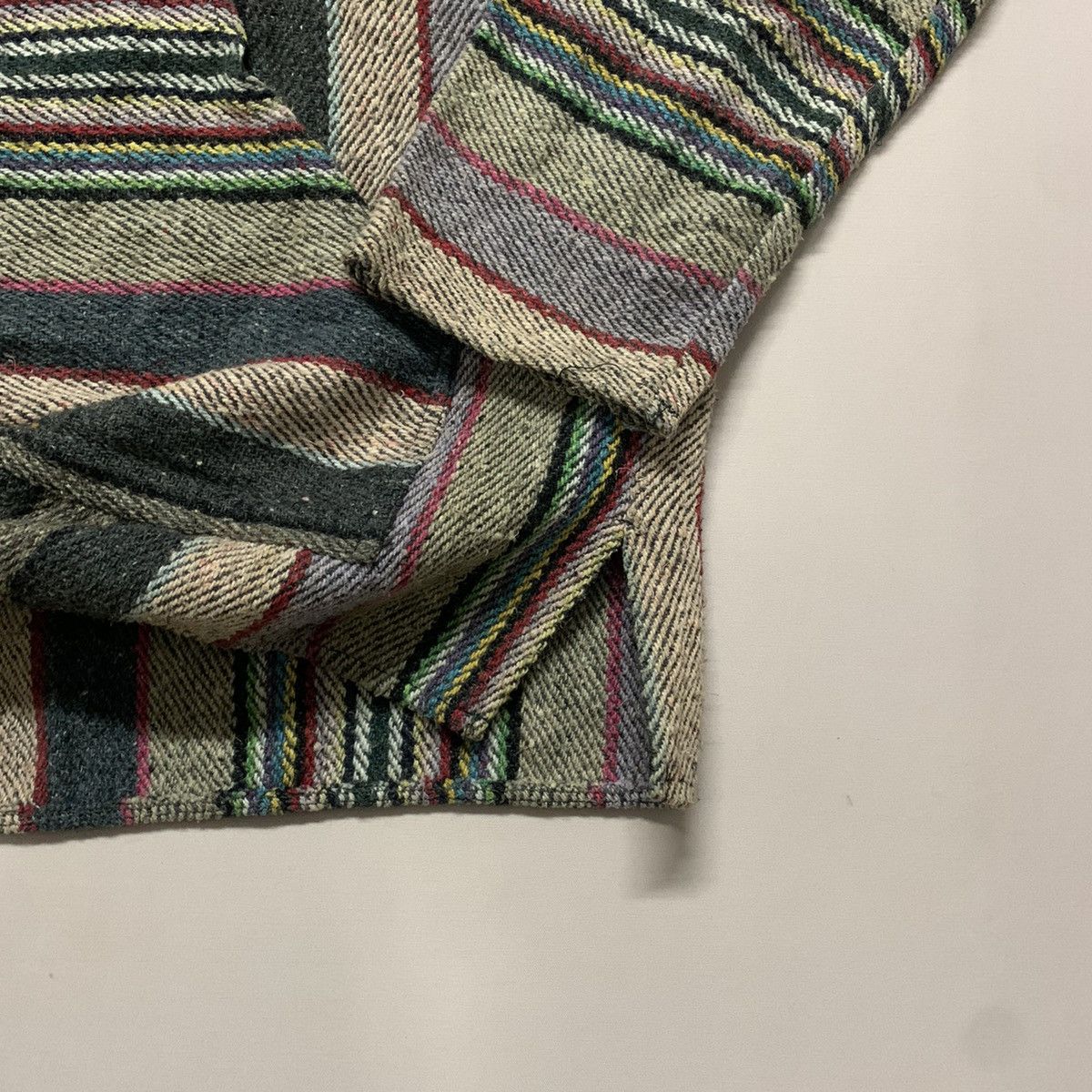 Earth Ragz × Rainbow Earth Ragz Mexican Rainbow Baja Striped Hooded Large Size Size US L / EU 52-54 / 3 - 6 Thumbnail