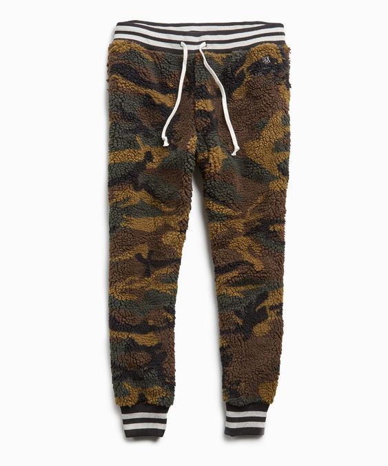 Todd Snyder Japanese Sherpa Olive Camo Print Sweatpant Todd Snyder Grailed