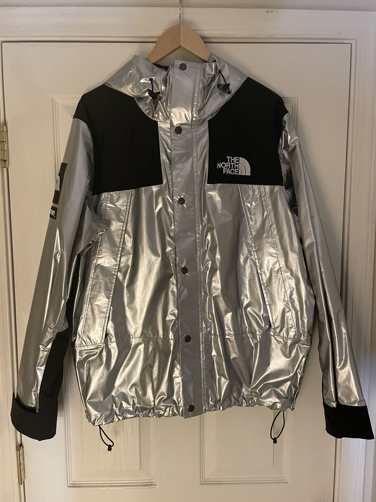 SUPREME X THE NORTH FACE 3M MOUNTAIN PARKA REFLECTIVE SILVER RED JACKET TNF  L