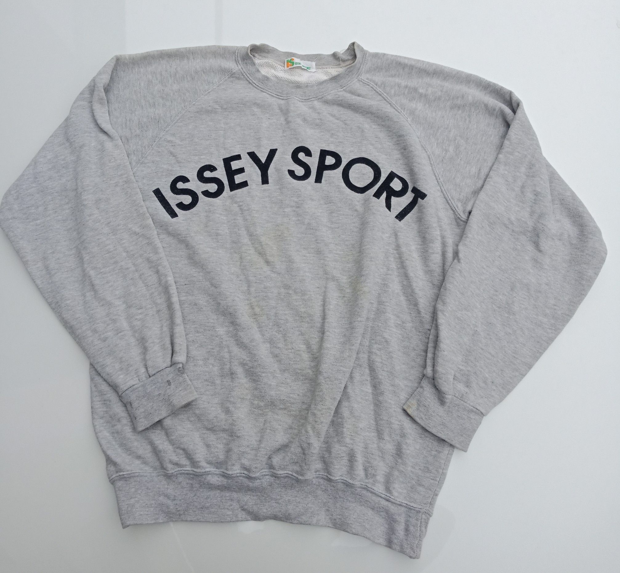 Hai Sporting Gear Issey Sports Spell Out Sweatshirt Size US M / EU 48-50 / 2 - 1 Thumbnail