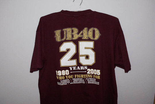 Band Tees 2005 UB40 Rare Tshirt T Shirt Tee M 25 years Size US M / EU 48-50 / 2 - 3 Thumbnail