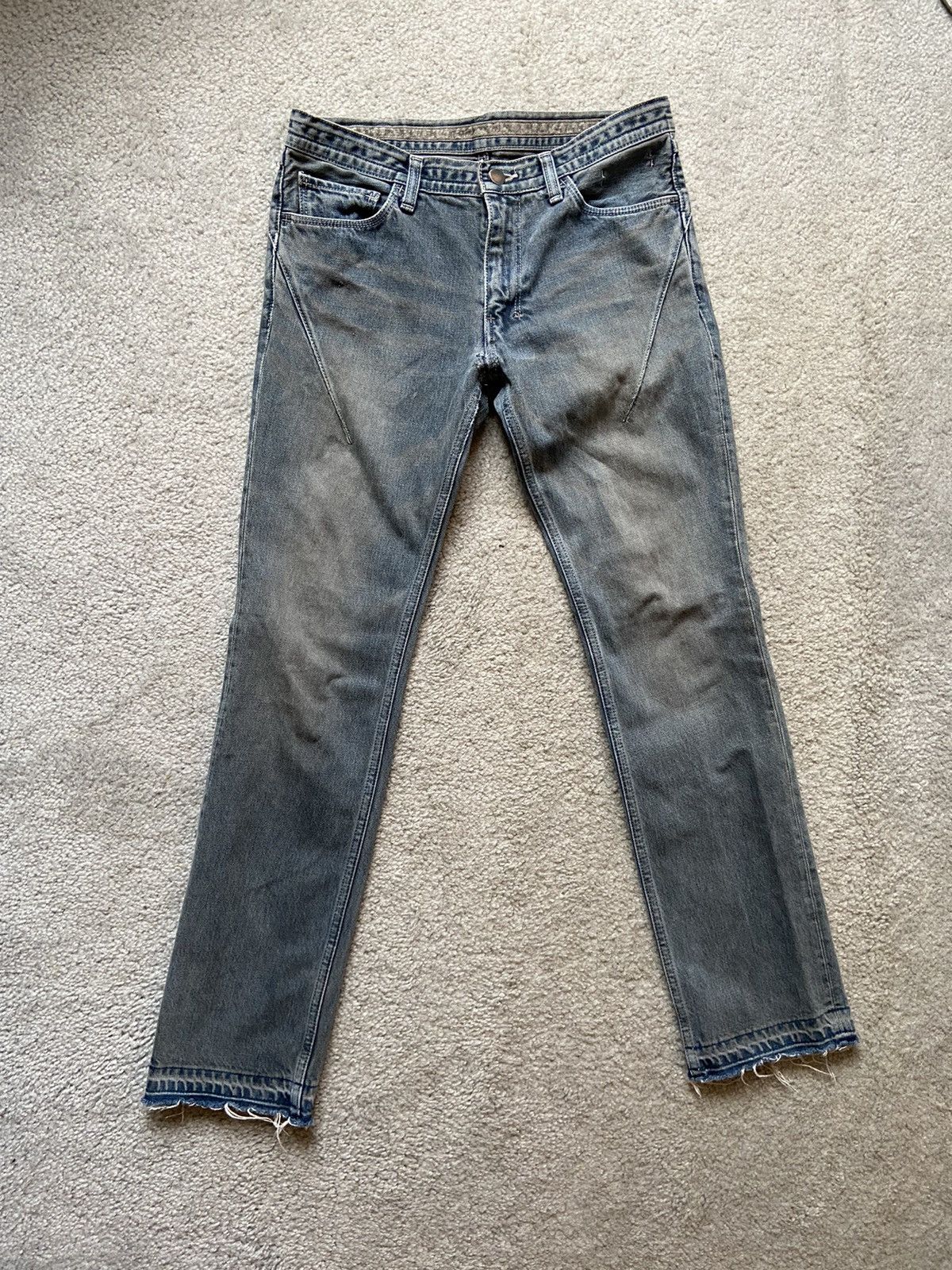image of Number N Ine Pain Light Wash Distressed Released Hem Jeans in Blue, Men's (Size 28)