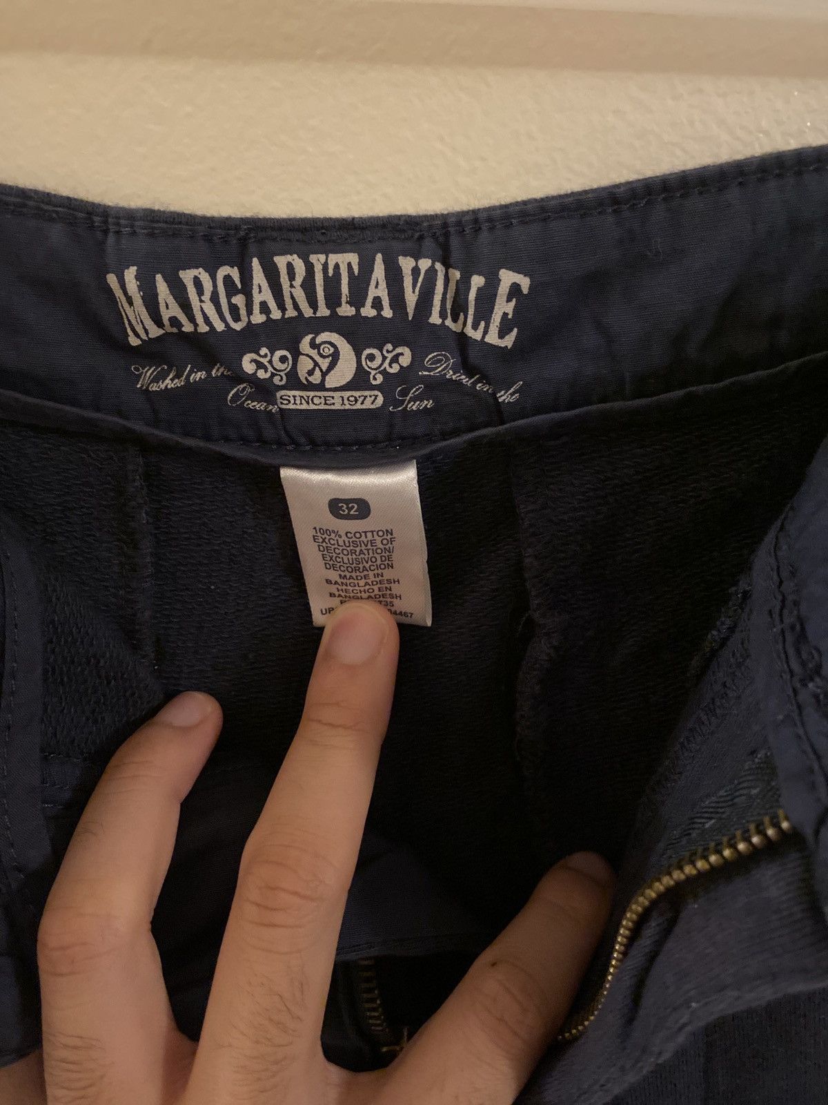 Vintage Navy Sweat Shorts Size US 32 / EU 48 - 3 Thumbnail