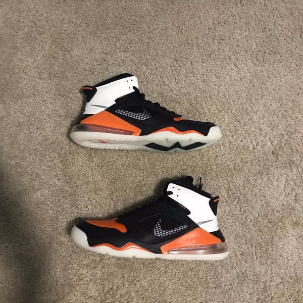 Jordan mars 270 outlet shattered backboard