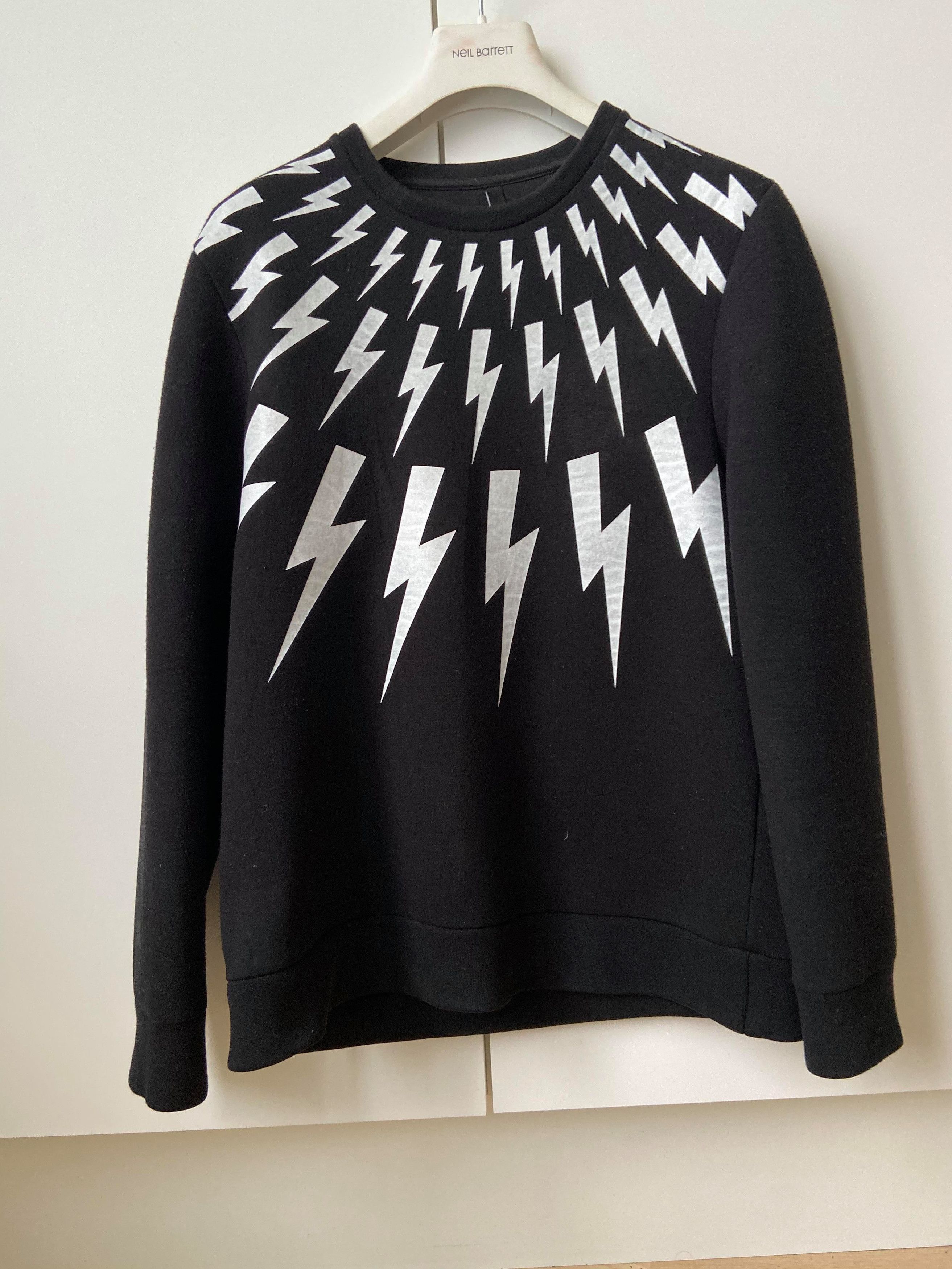 Neil barrett lightning bolt sweater hotsell