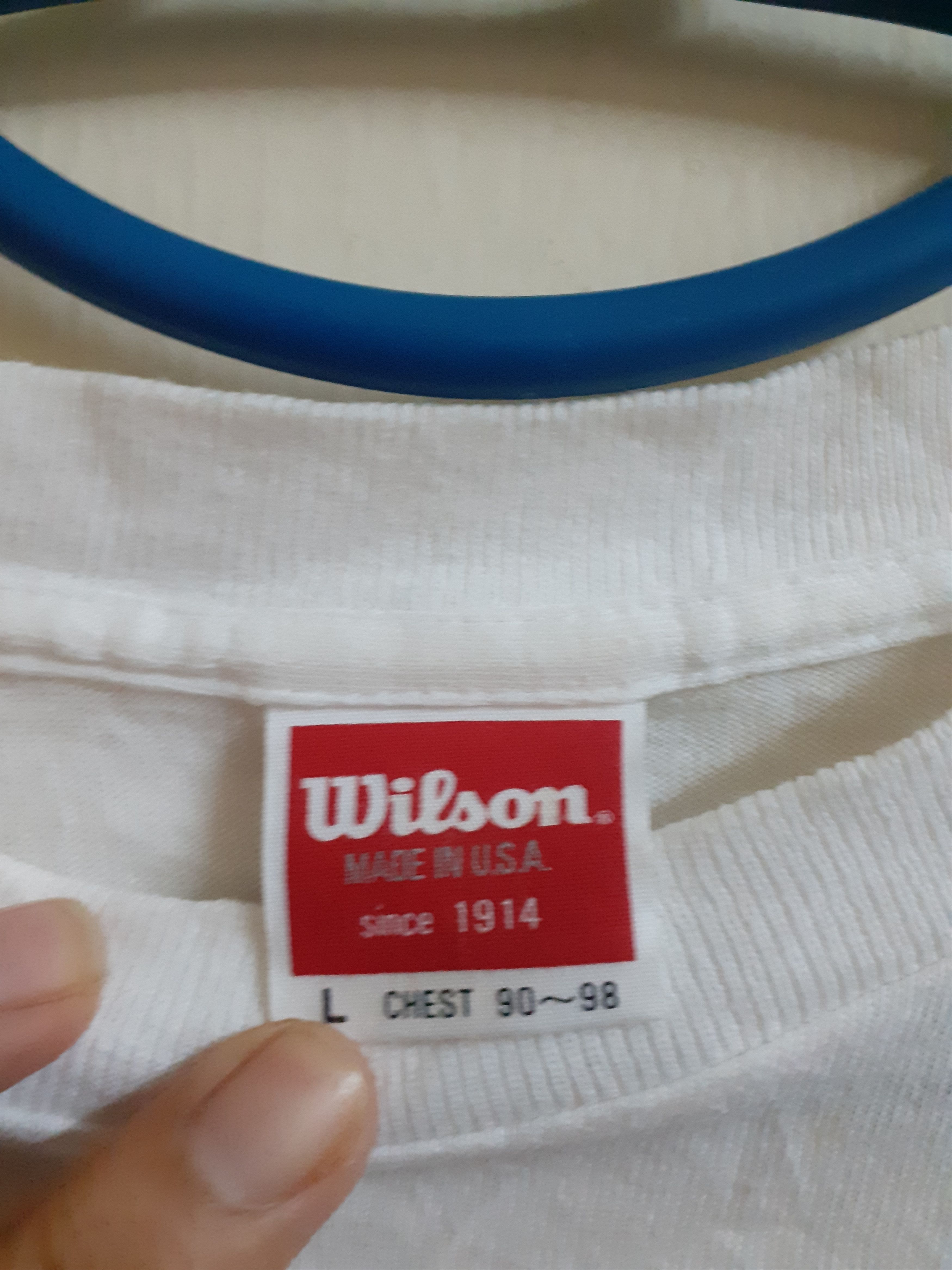Vintage × Wilson Vintage Wilson Chicago USA T Shirt Size US L / EU 52-54 / 3 - 7 Thumbnail