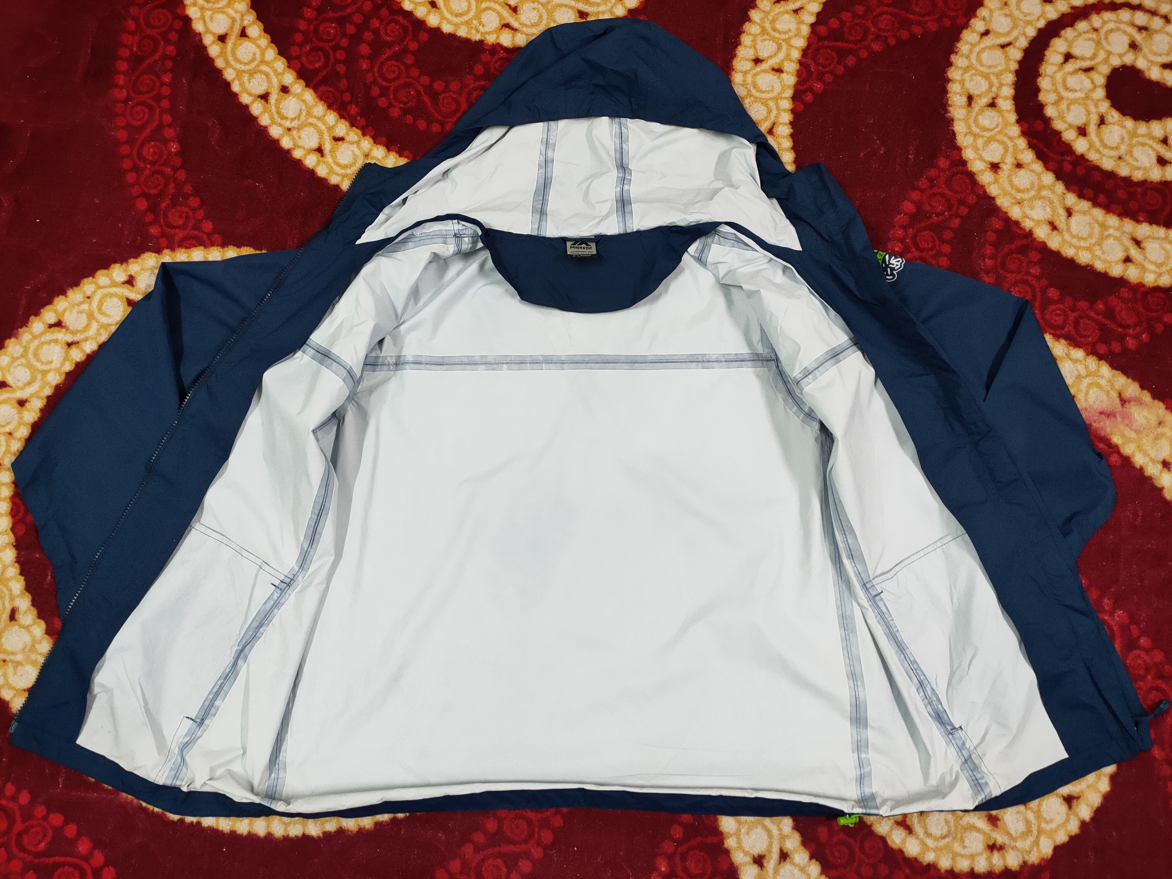 Japanese Brand × Majestic MAJESTIC SWALLOWS Waterproof Light Jacket Size US XL / EU 56 / 4 - 5 Thumbnail