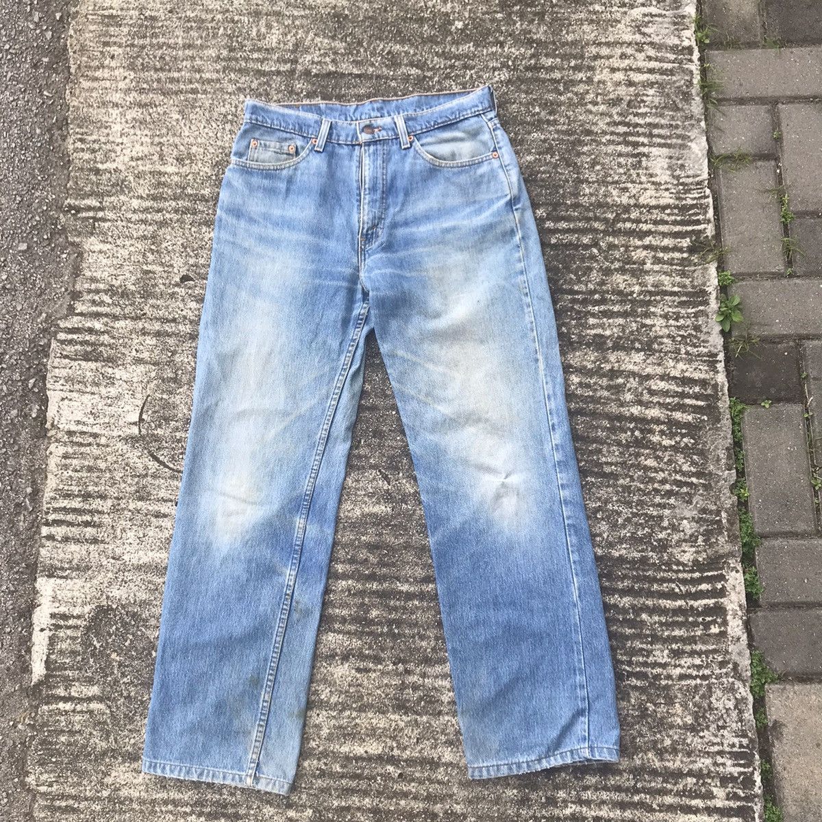 Levi's Vintage 90s Levis 520 Distressed Denim Made in USA Size US 32 / EU 48 - 3 Thumbnail