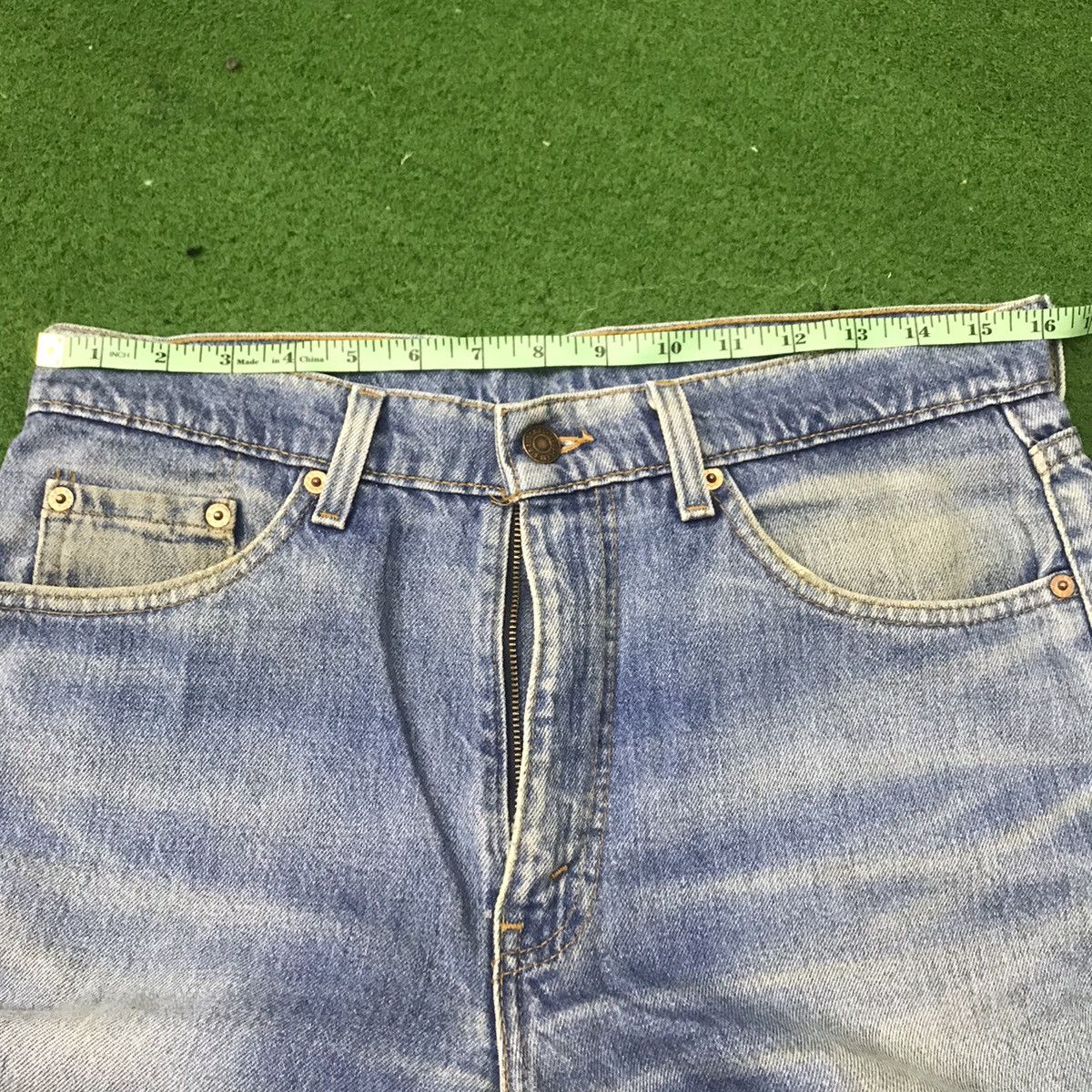 Levi's Vintage 90s Levis 520 Distressed Denim Made in USA Size US 32 / EU 48 - 20 Thumbnail