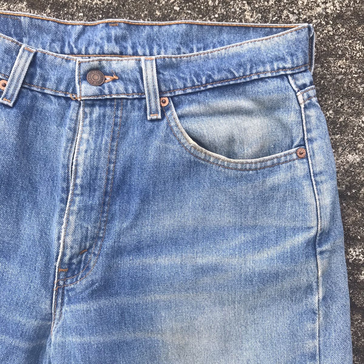 Levi's Vintage 90s Levis 520 Distressed Denim Made in USA Size US 32 / EU 48 - 7 Thumbnail